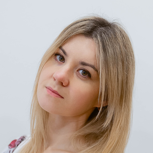 Mgr. Veronika Komissar